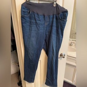 Old navy full panel maternity jeans size 18